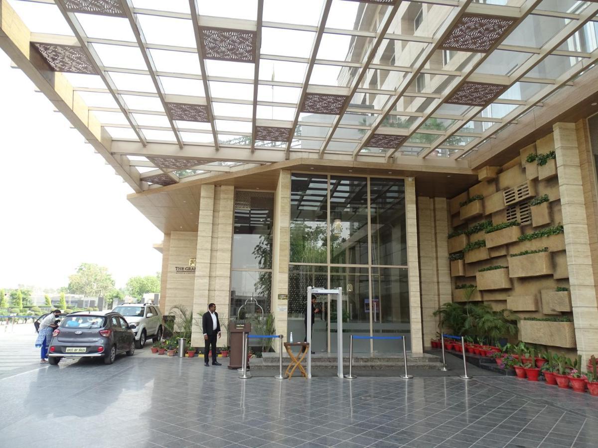 The Grand Arc Hotel & Convention Centre Shahjahanpur Buitenkant foto